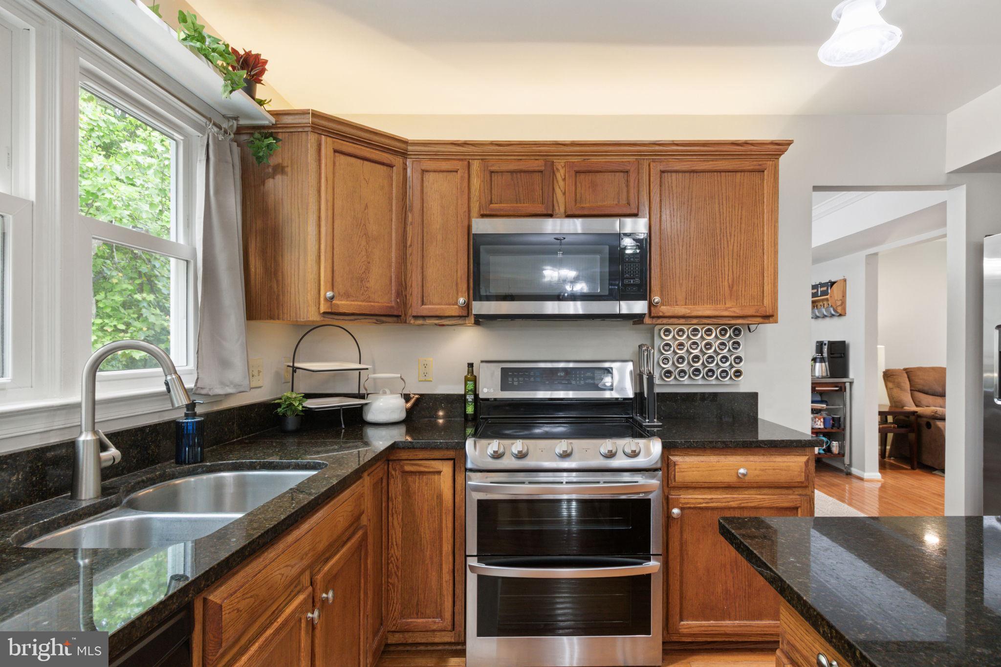 SUMMERWOOD - Residential