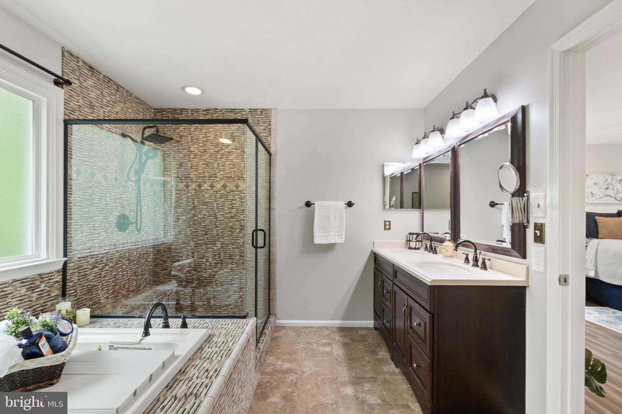 SUMMERWOOD - Residential