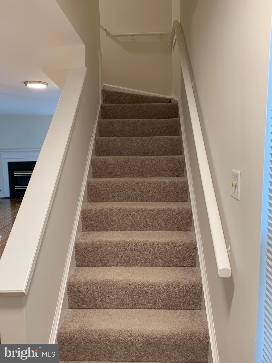 CENTREVILLE GREEN - Residential Lease