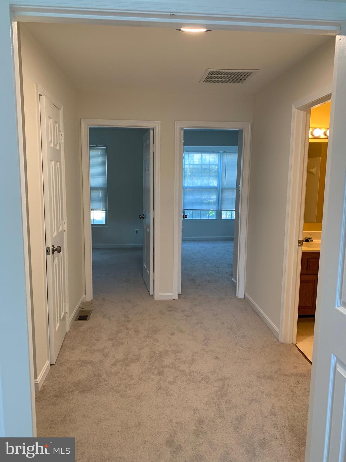 CENTREVILLE GREEN - Residential Lease