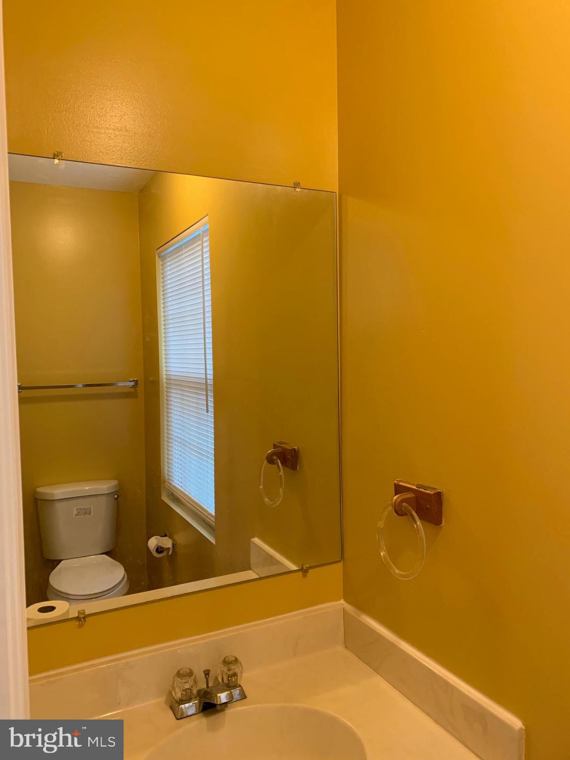 CENTREVILLE GREEN - Residential Lease