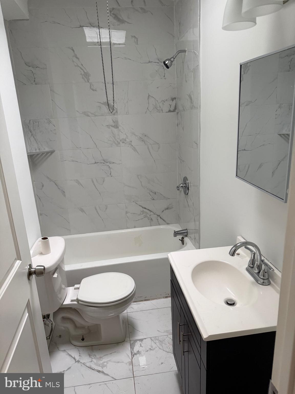 KENSINGTON - Residential