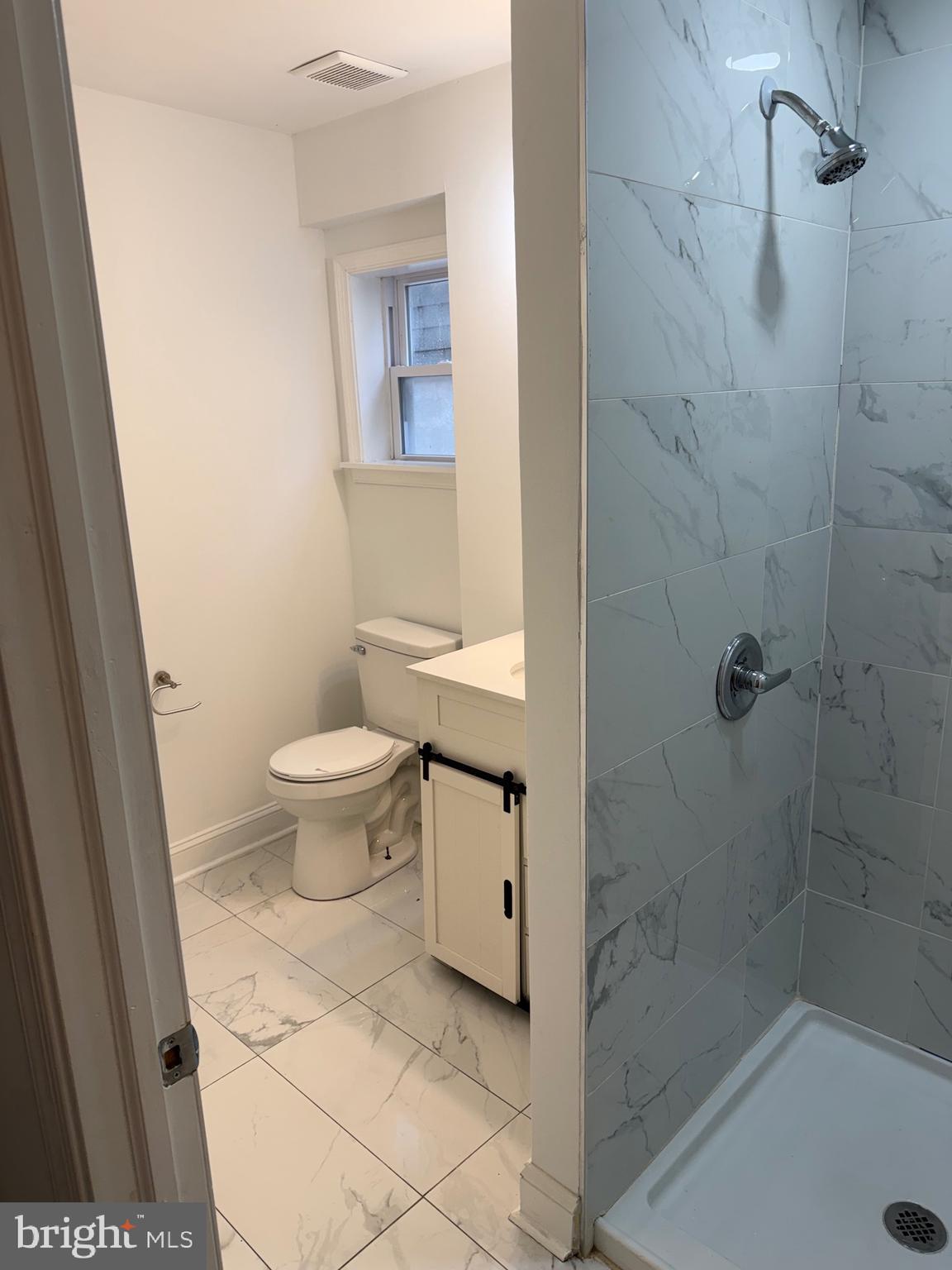 KENSINGTON - Residential