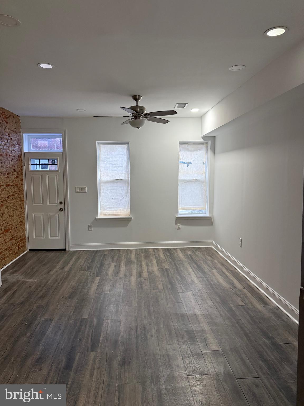 KENSINGTON - Residential