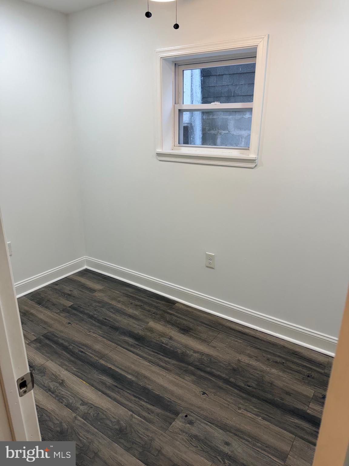 KENSINGTON - Residential