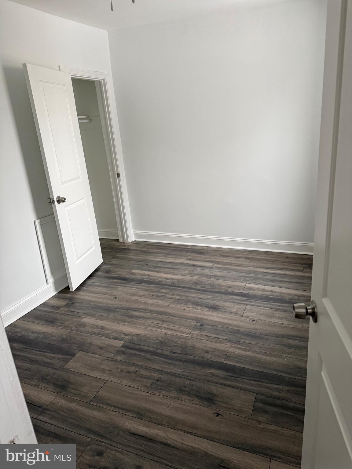 KENSINGTON - Residential