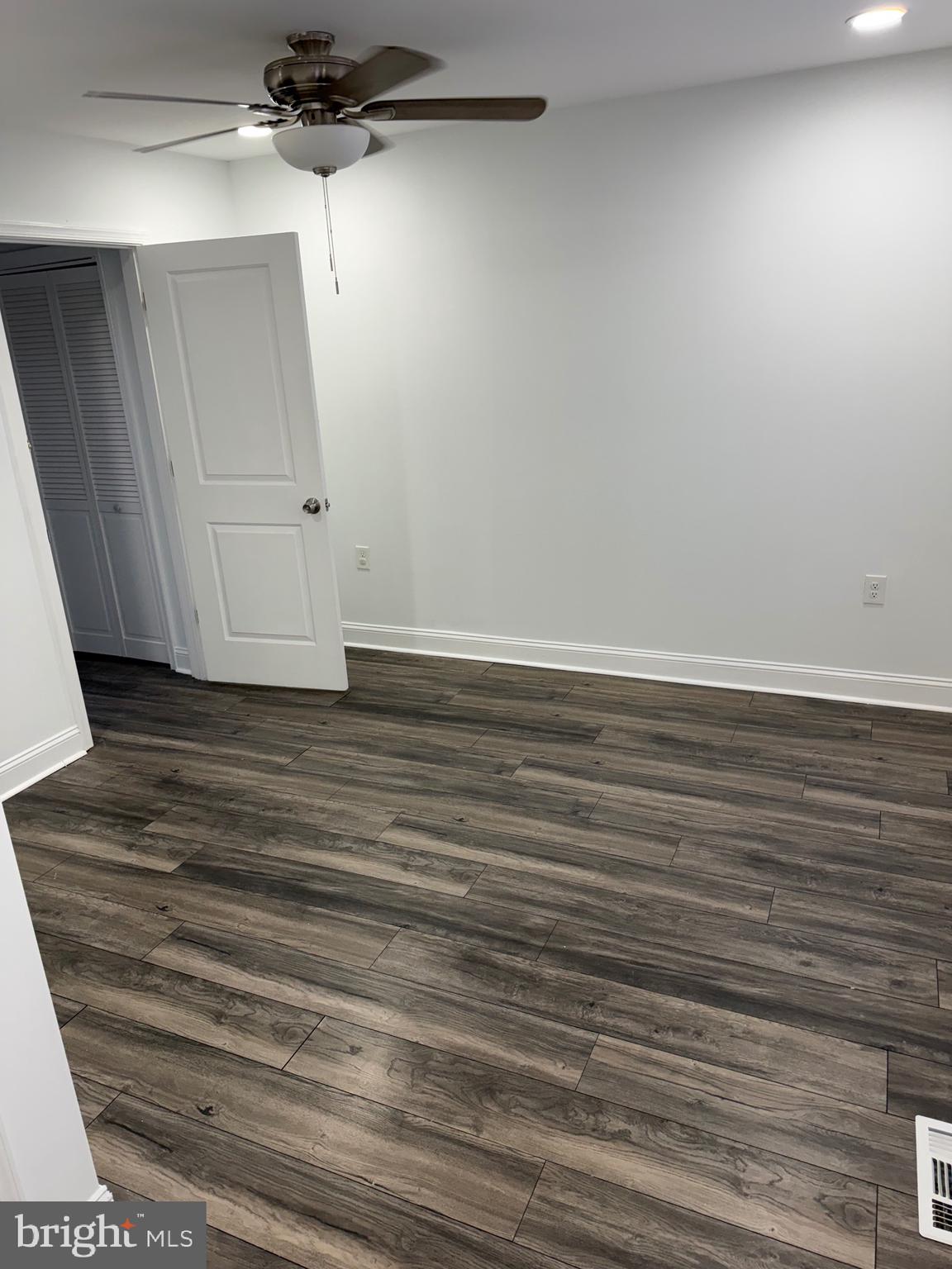 KENSINGTON - Residential