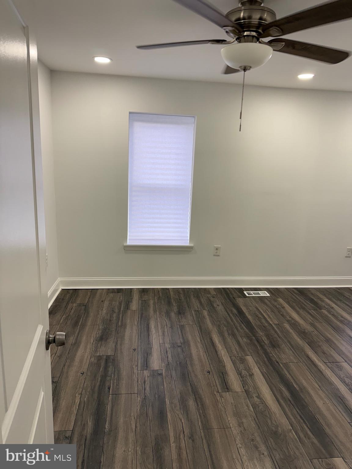 KENSINGTON - Residential