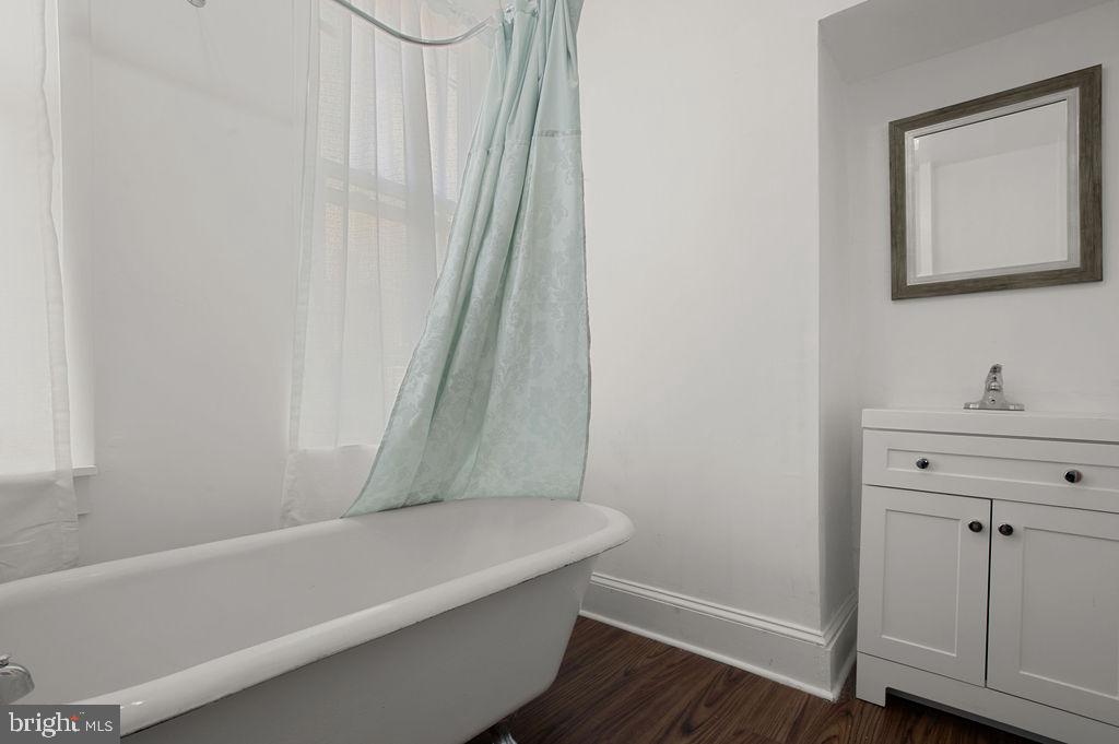 BREWERYTOWN - Residential Lease