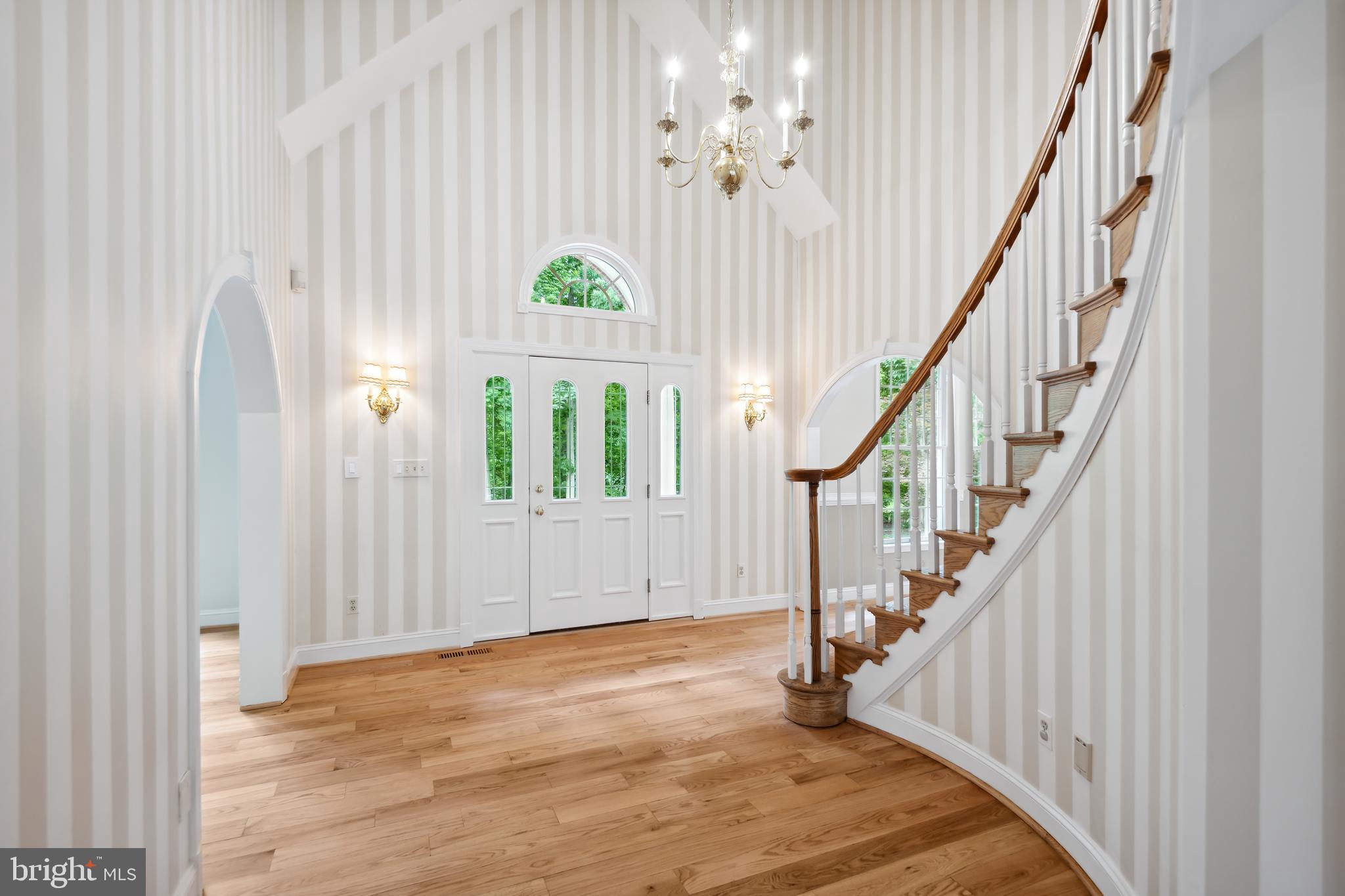 TRIADELPHIA WOODS - Residential