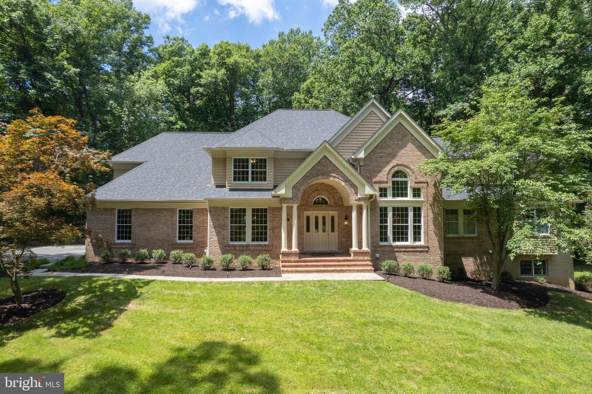 TRIADELPHIA WOODS - Residential