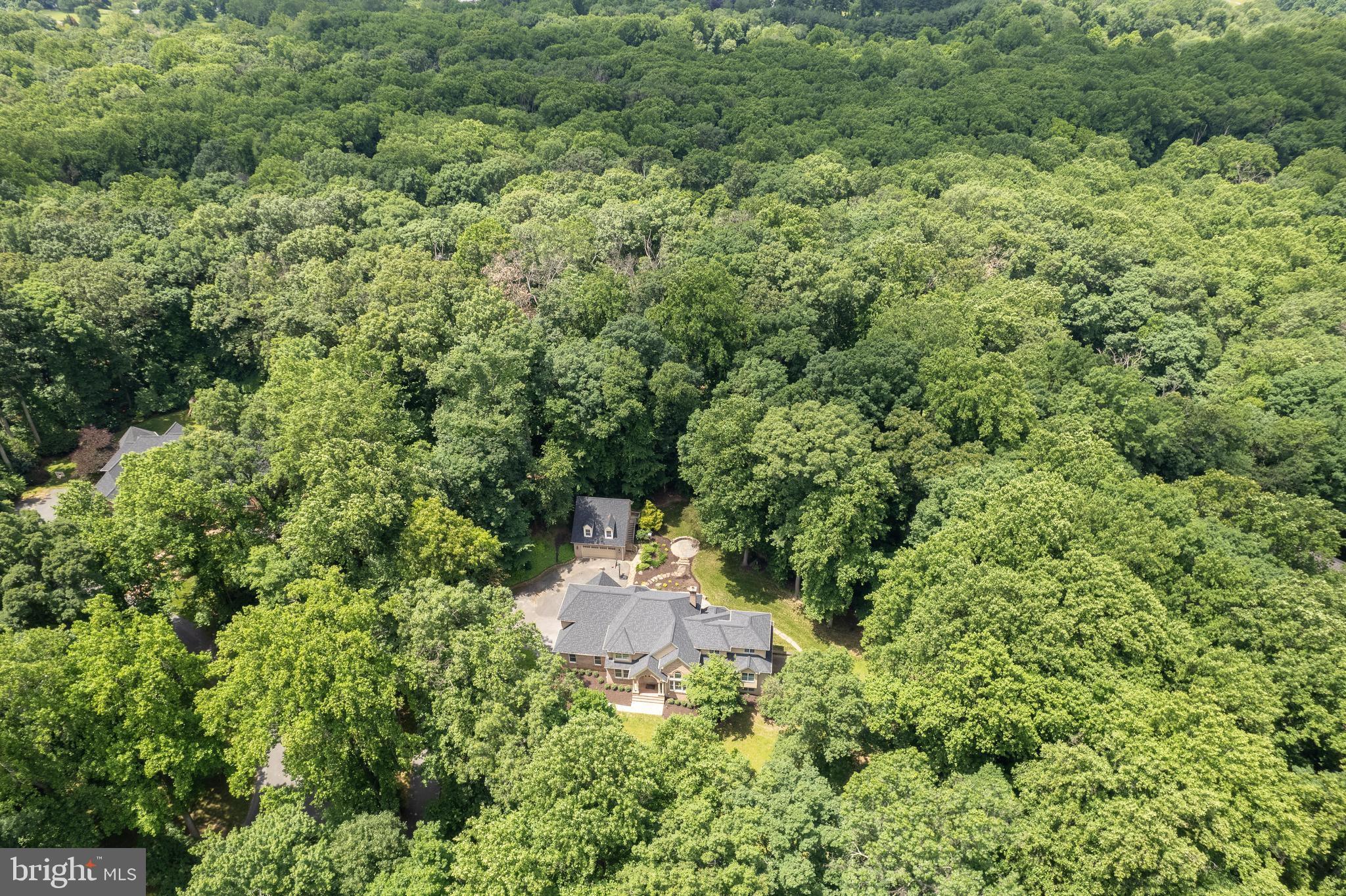 TRIADELPHIA WOODS - Residential