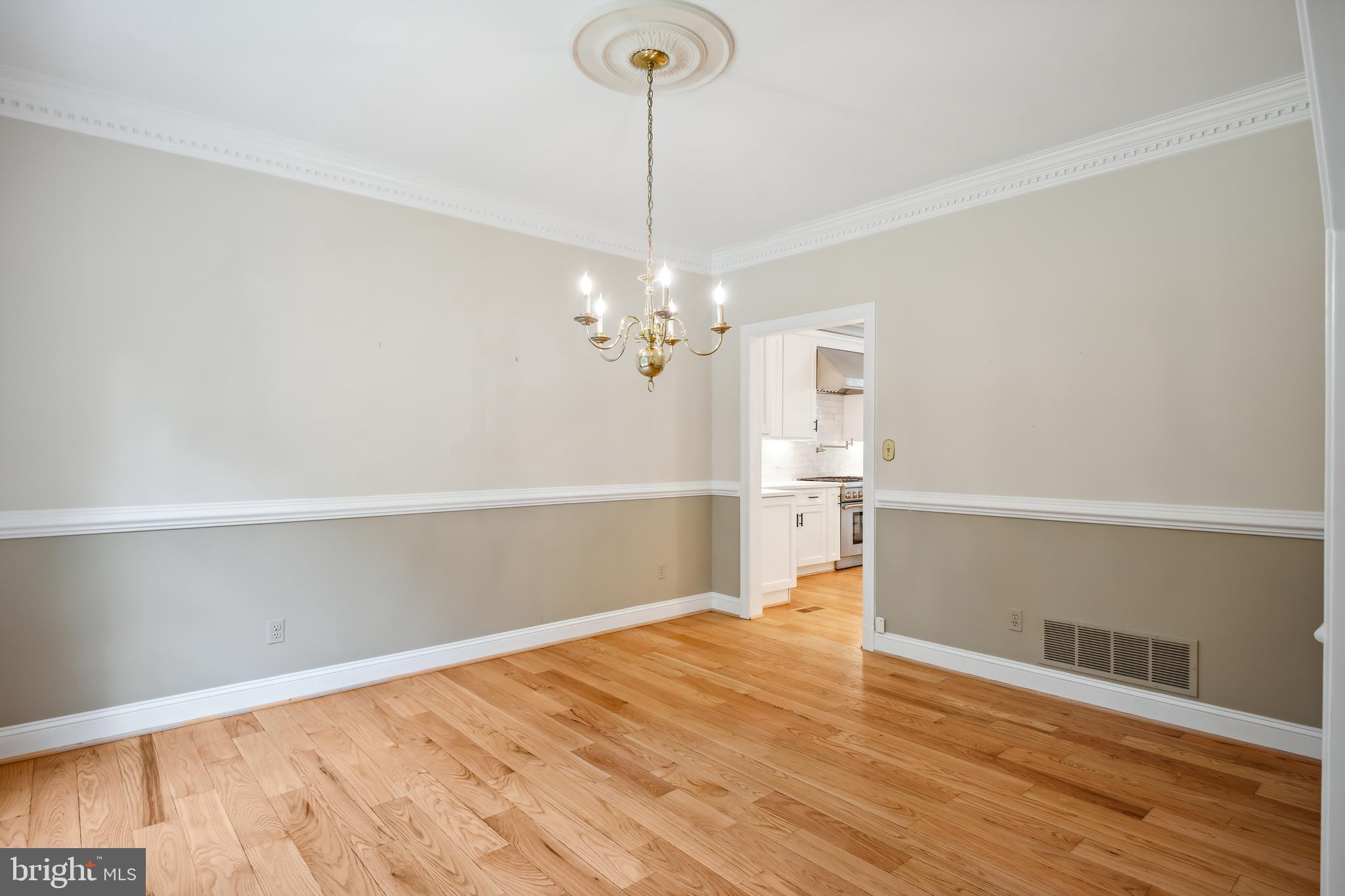 TRIADELPHIA WOODS - Residential