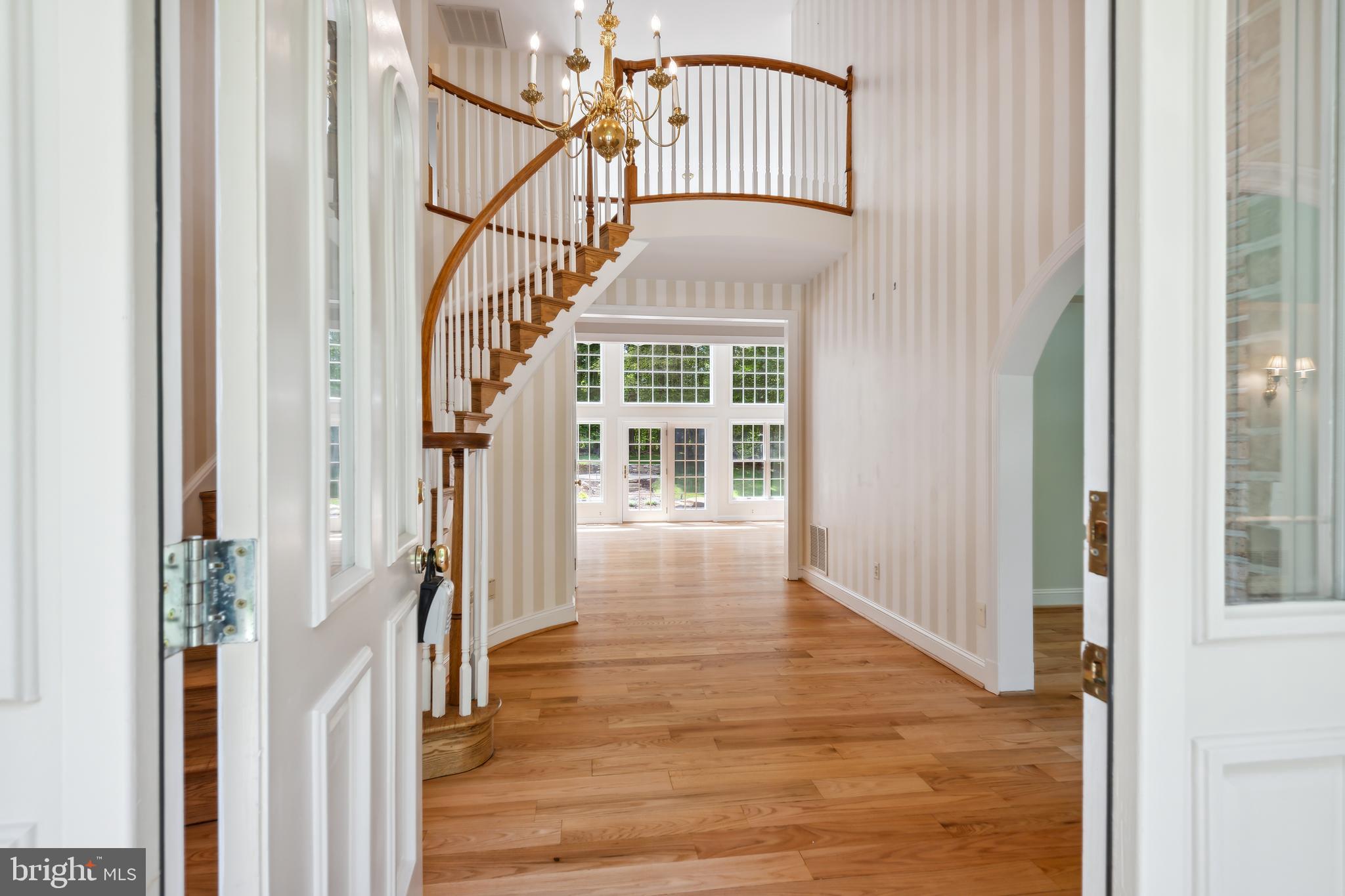 TRIADELPHIA WOODS - Residential