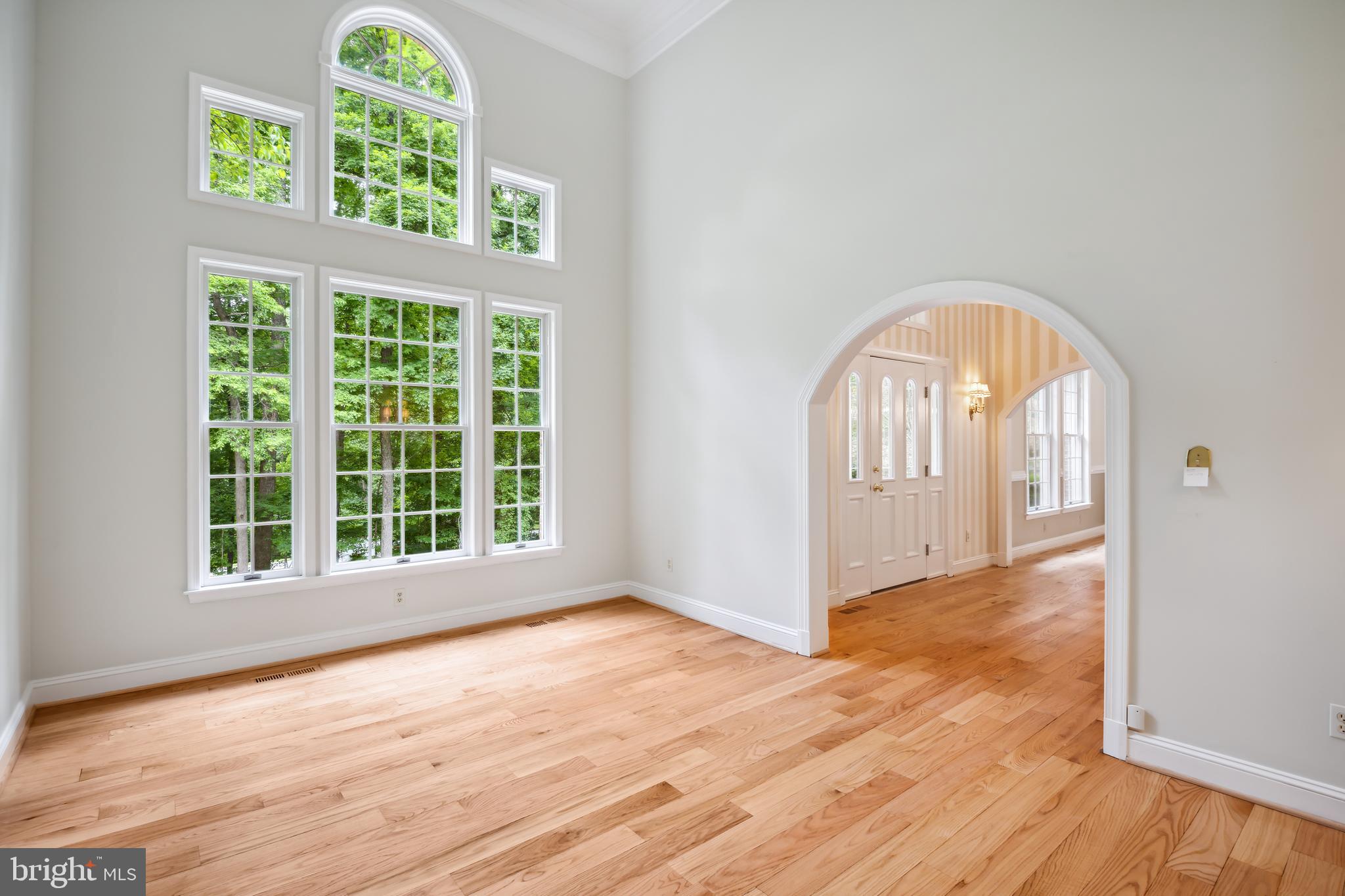 TRIADELPHIA WOODS - Residential