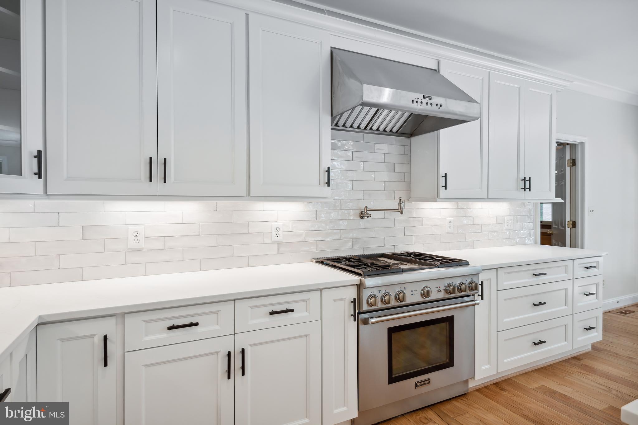 TRIADELPHIA WOODS - Residential