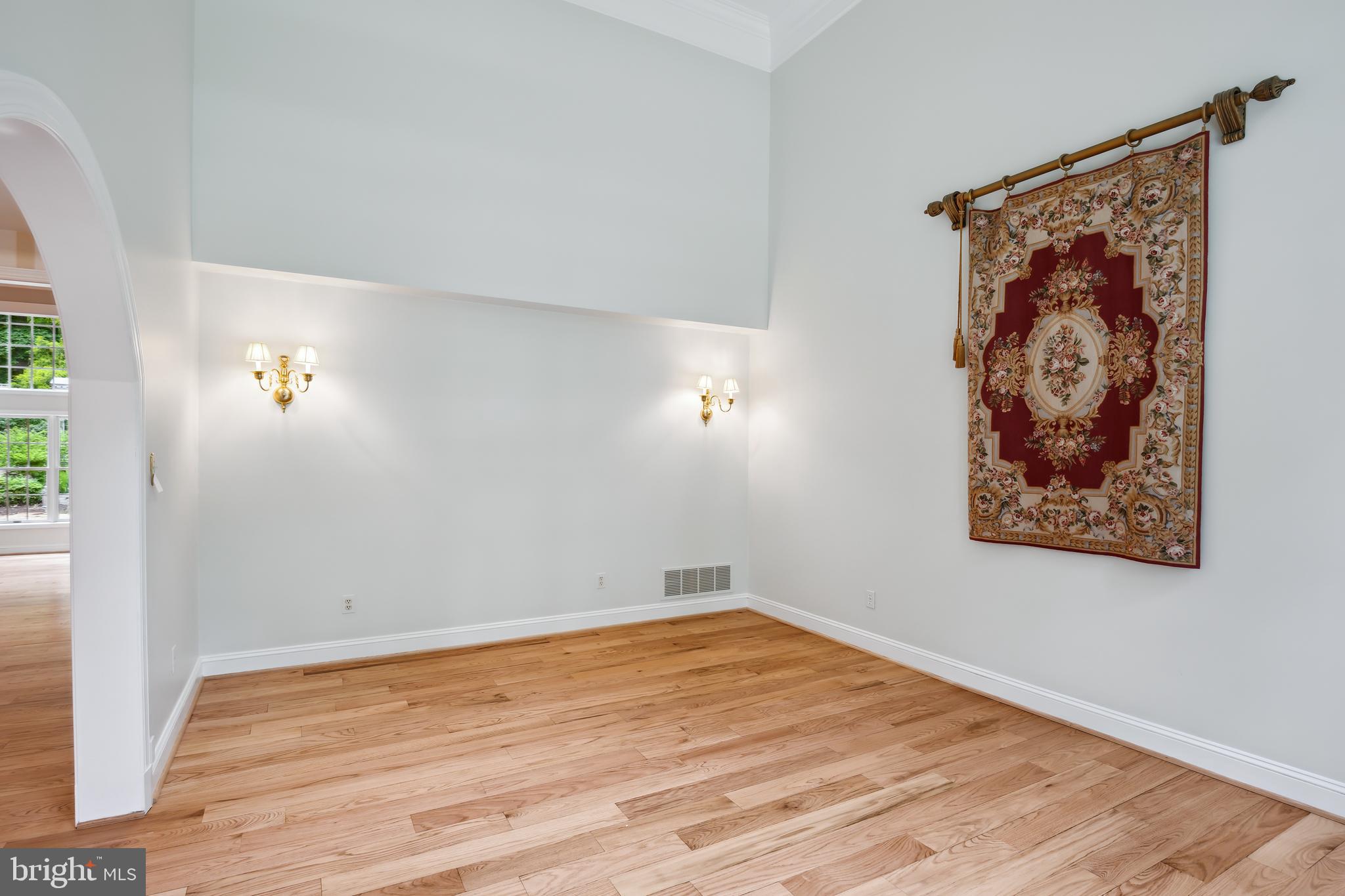 TRIADELPHIA WOODS - Residential