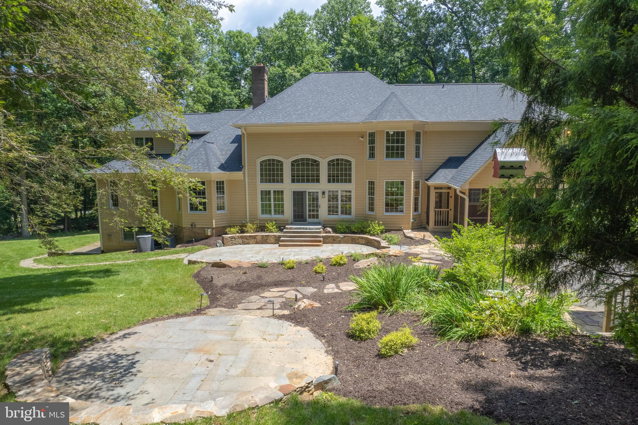 TRIADELPHIA WOODS - Residential