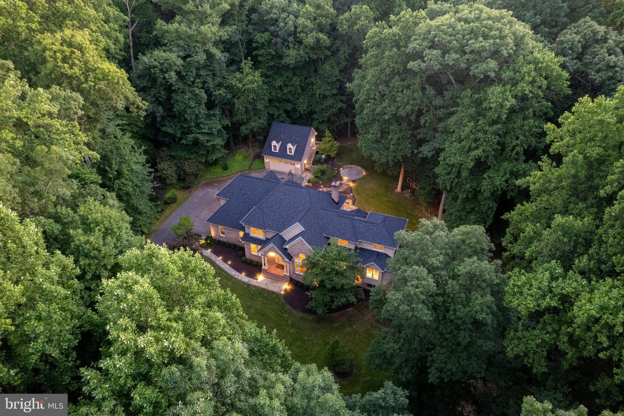 TRIADELPHIA WOODS - Residential