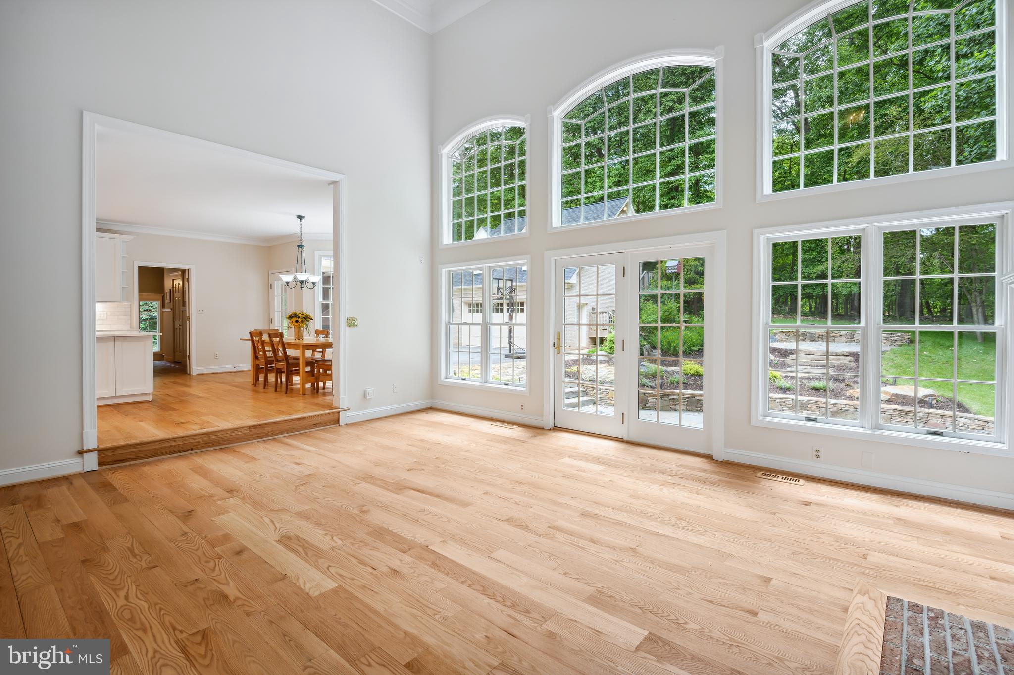 TRIADELPHIA WOODS - Residential