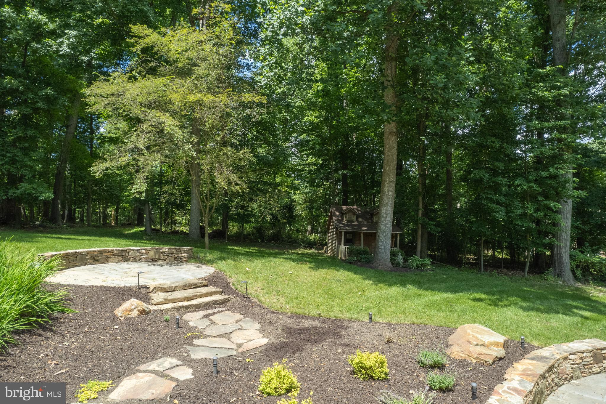 TRIADELPHIA WOODS - Residential