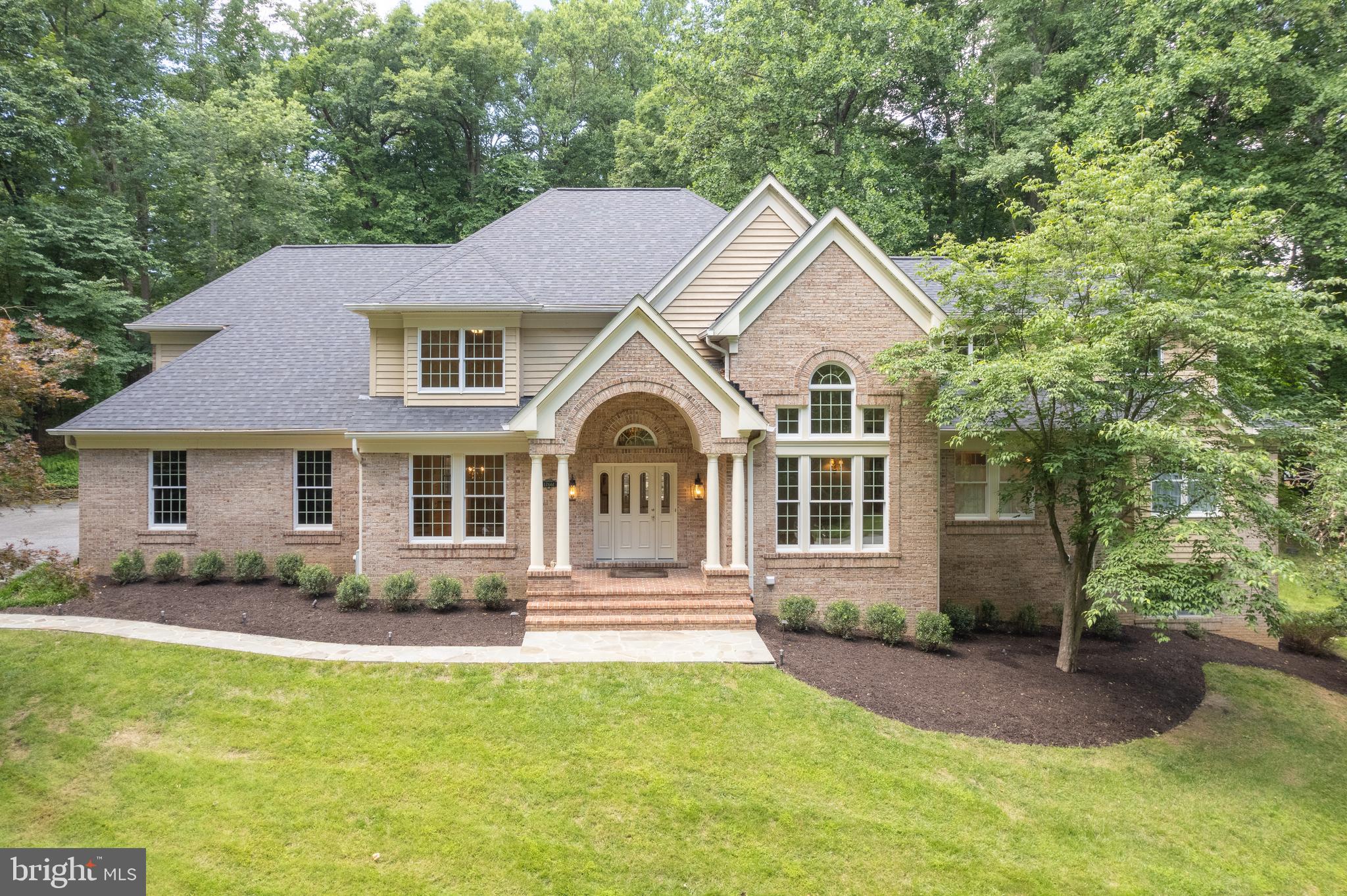 TRIADELPHIA WOODS - Residential