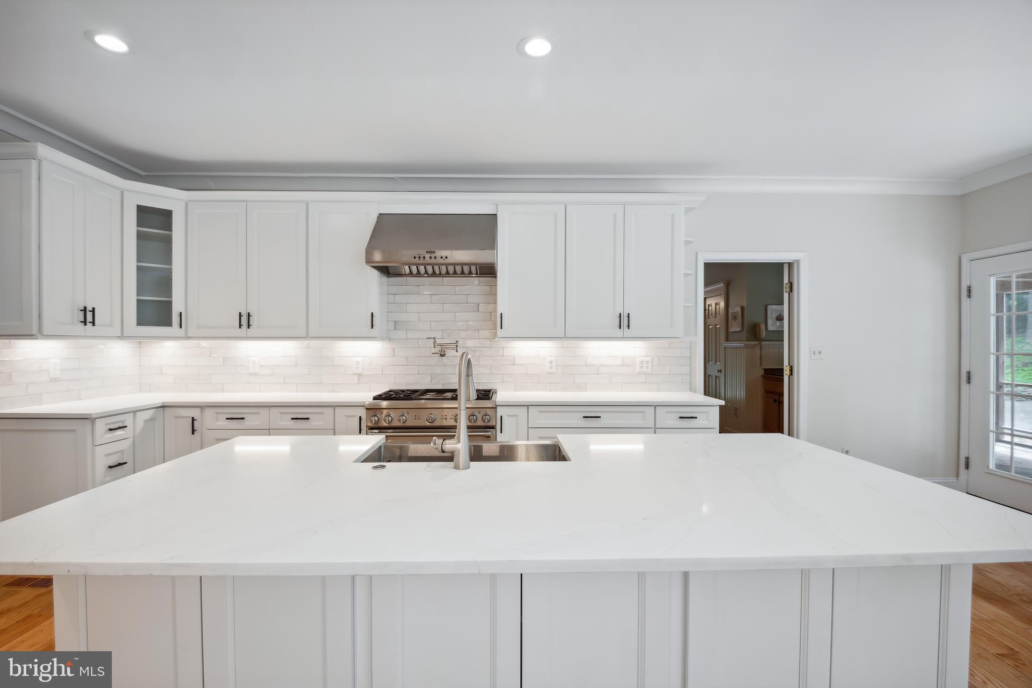 TRIADELPHIA WOODS - Residential