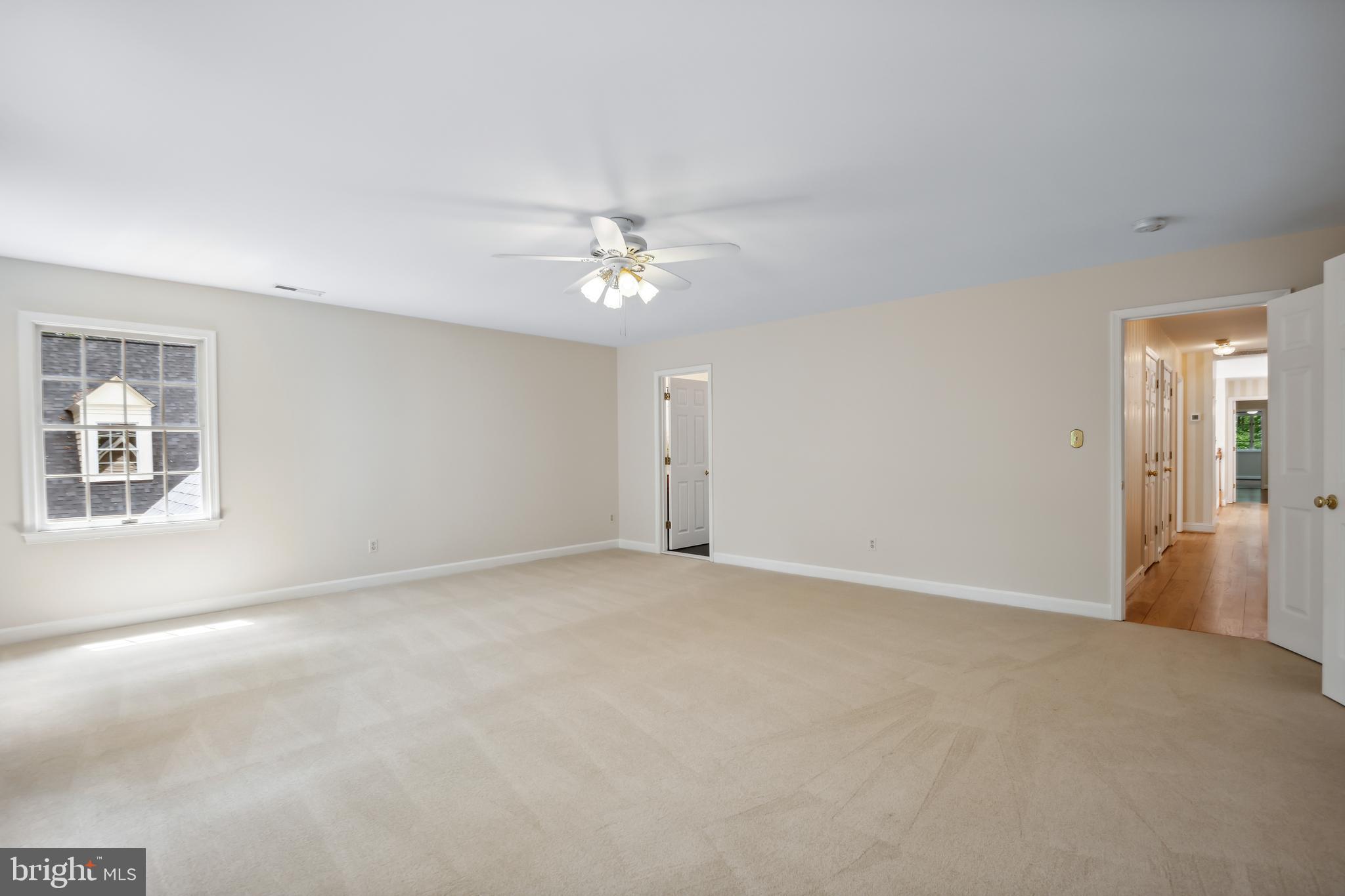 TRIADELPHIA WOODS - Residential