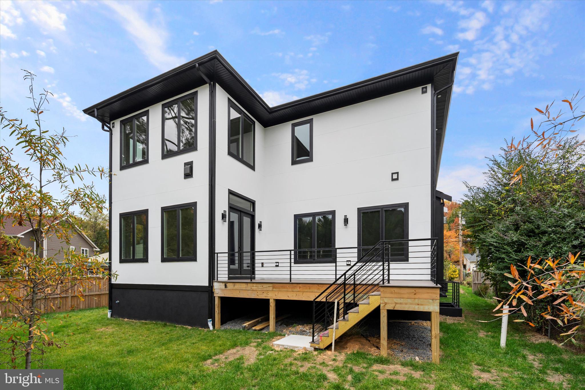 FAIRDALE - Residential