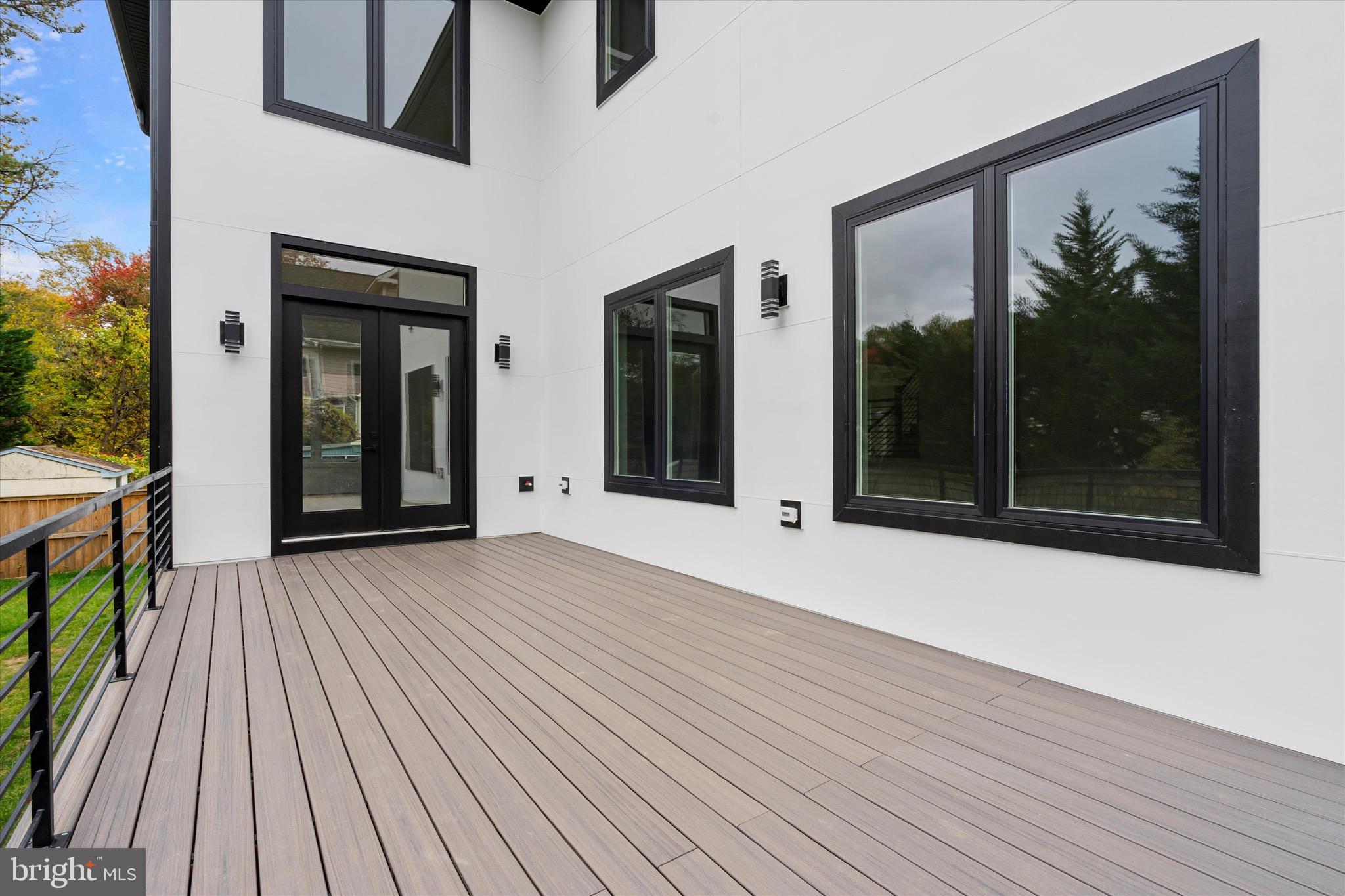 FAIRDALE - Residential