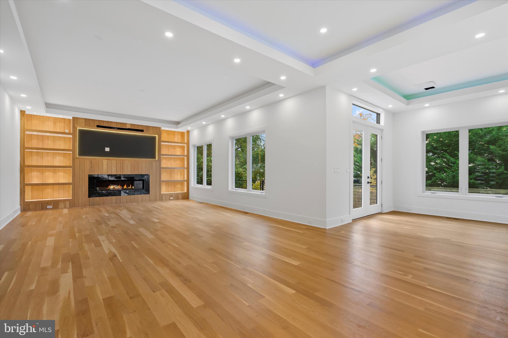 FAIRDALE - Residential