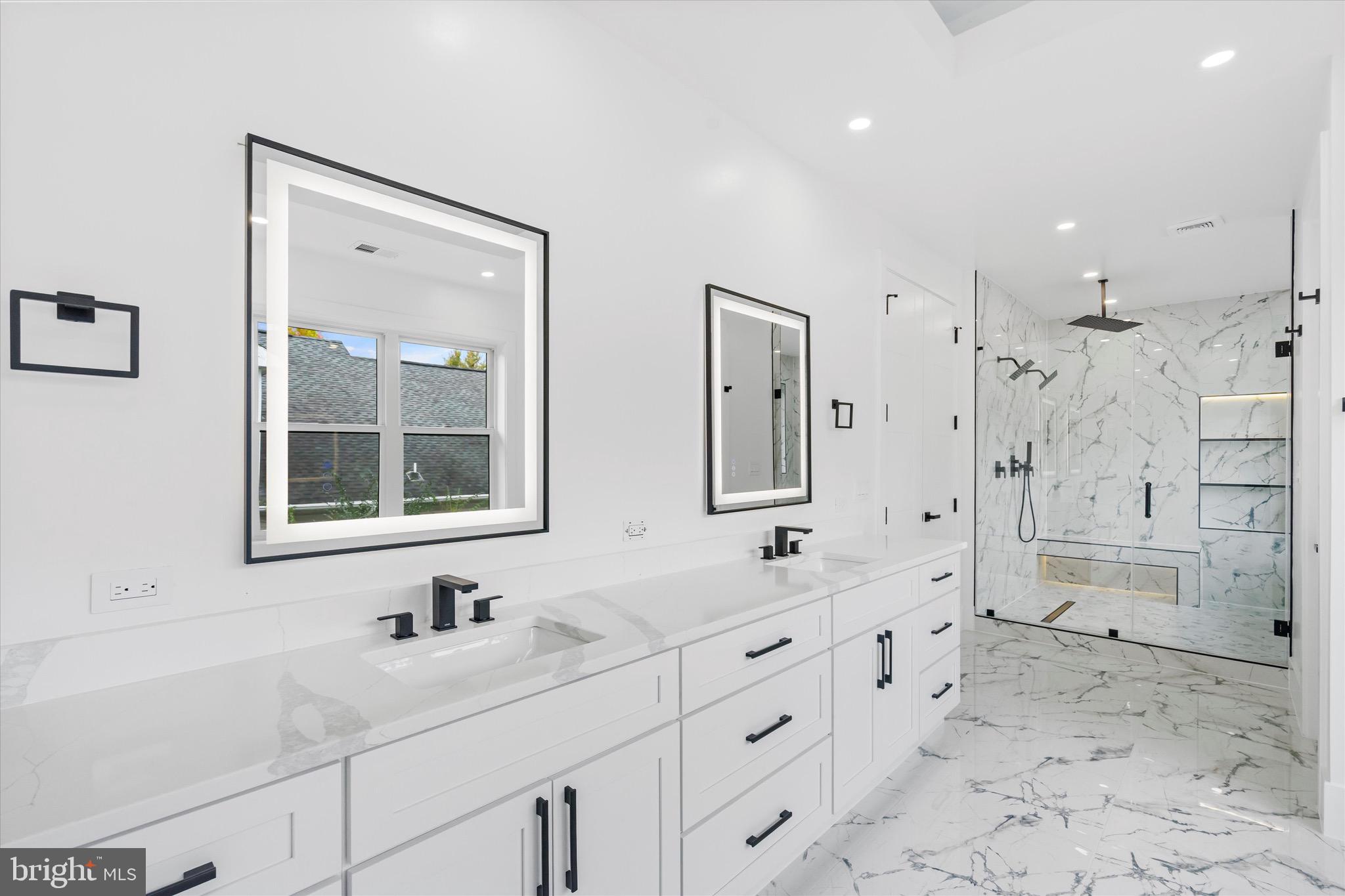 FAIRDALE - Residential