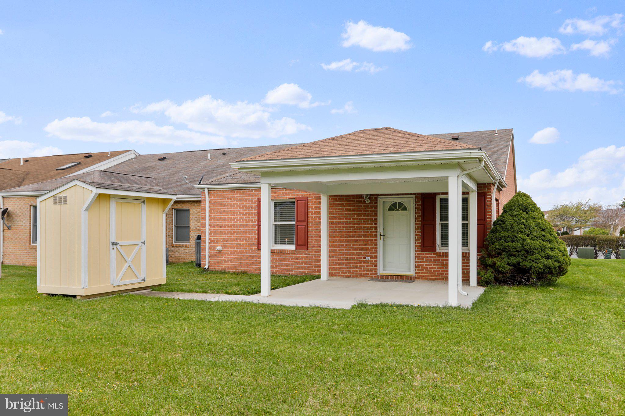 SOUTH POINTE - Residential