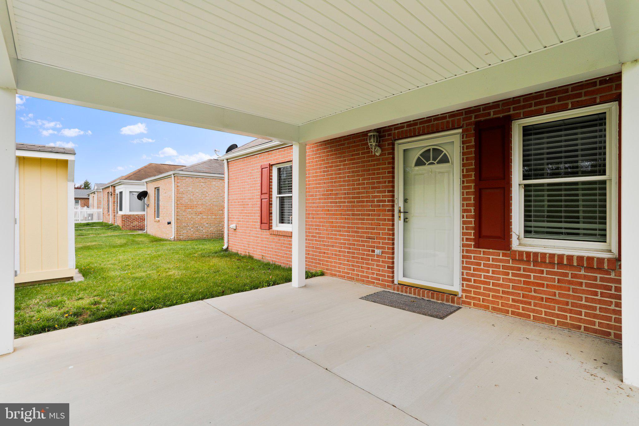 SOUTH POINTE - Residential