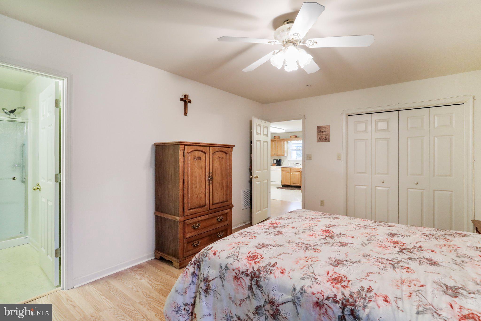 SOUTH POINTE - Residential