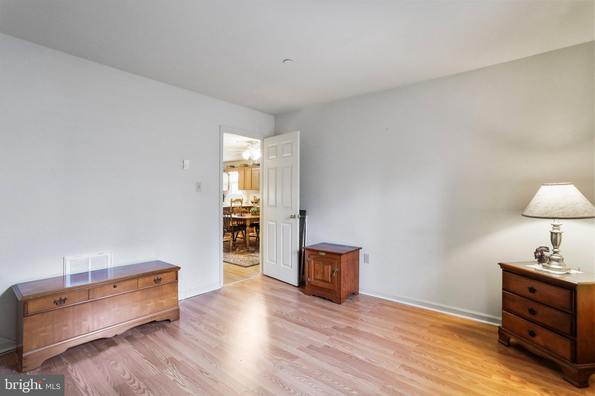 SOUTH POINTE - Residential