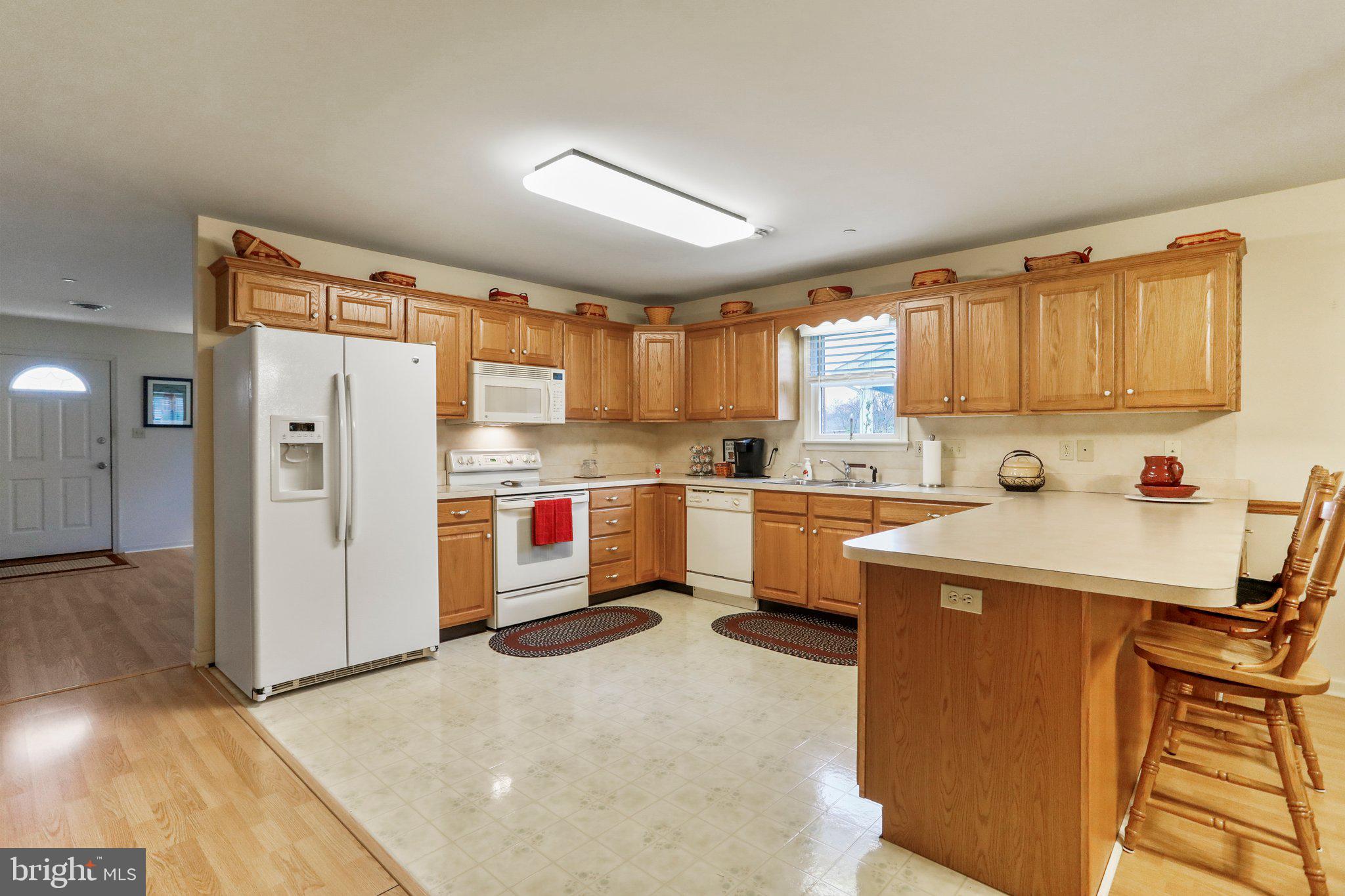 SOUTH POINTE - Residential