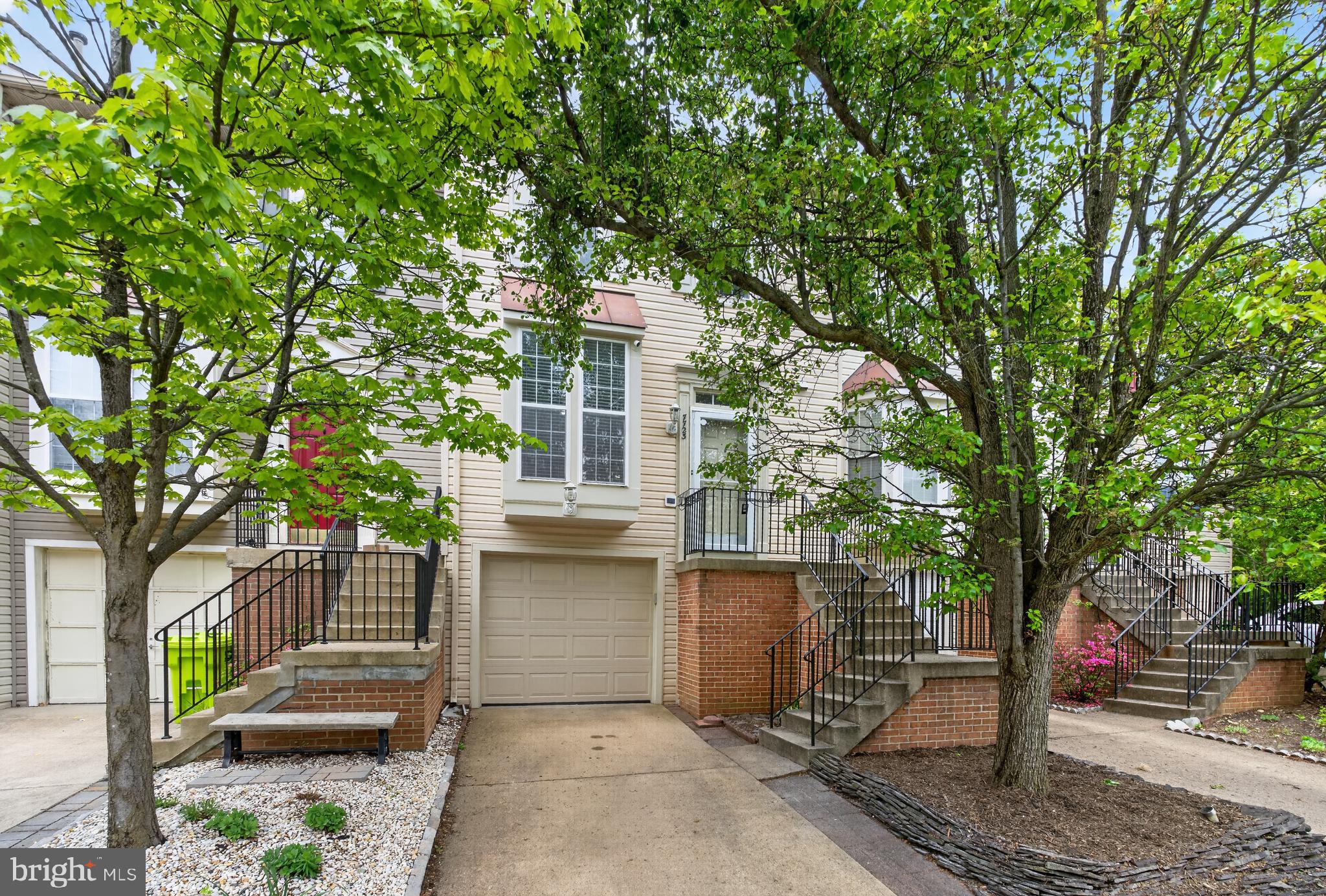 7723 MARKHAM GRANT LANE