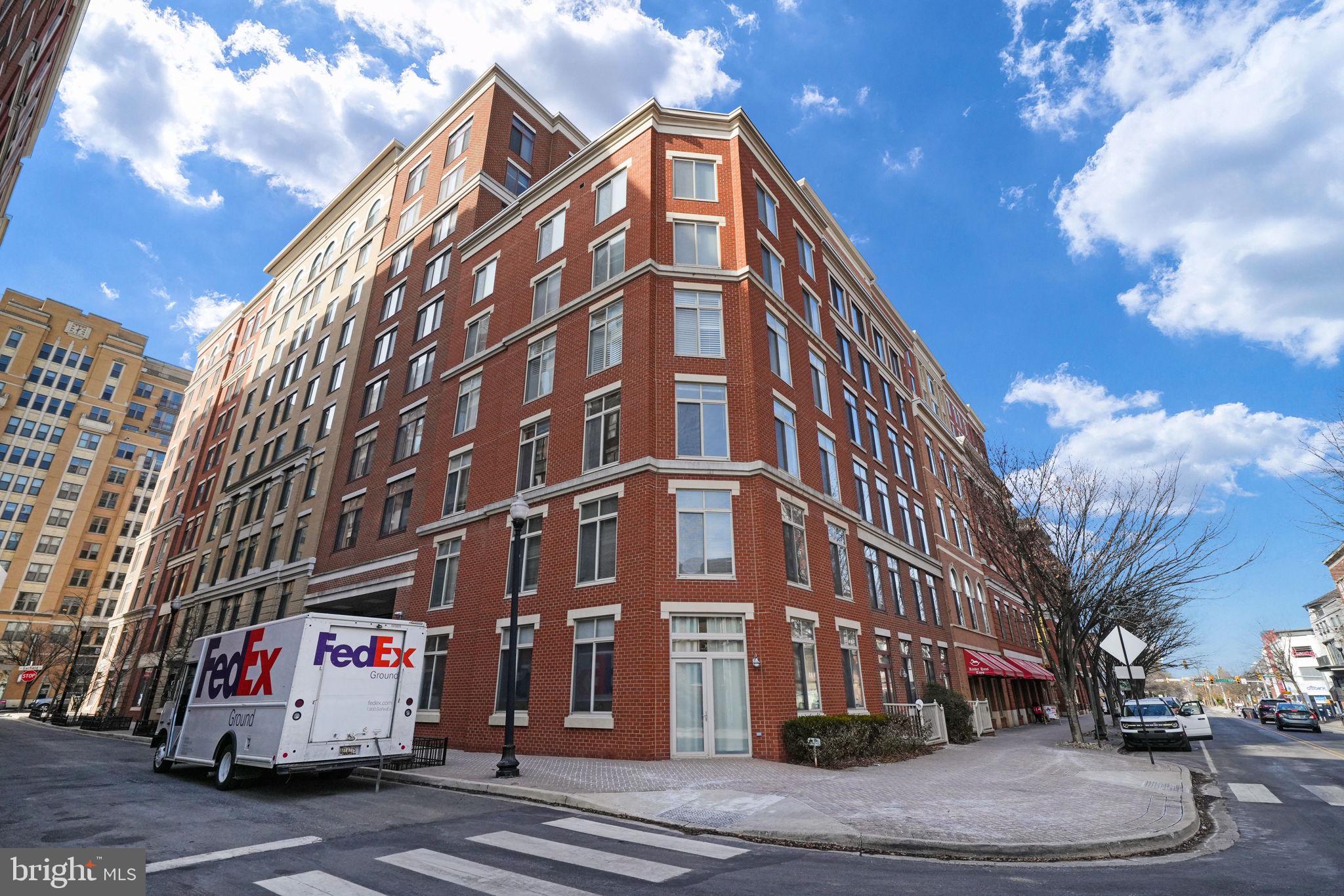 STATION SQUARE - Residential