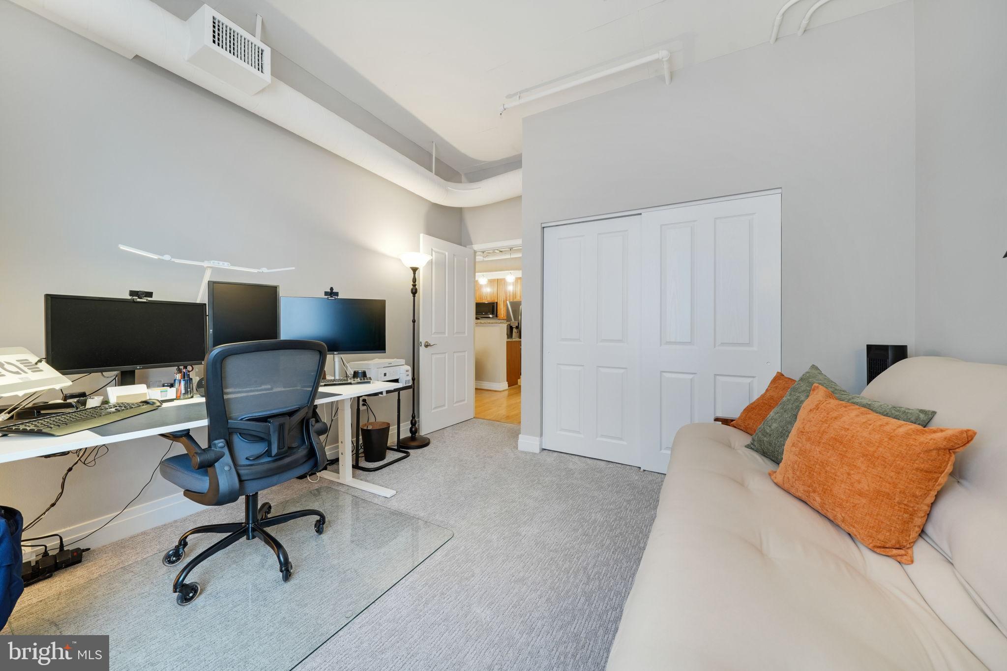 STATION SQUARE - Residential