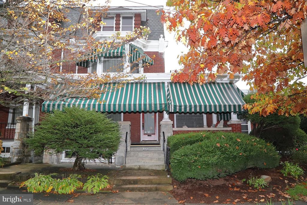 Photo of 405 College Avenue, Lancaster, PA 17603 (MLS # PALA2043130)