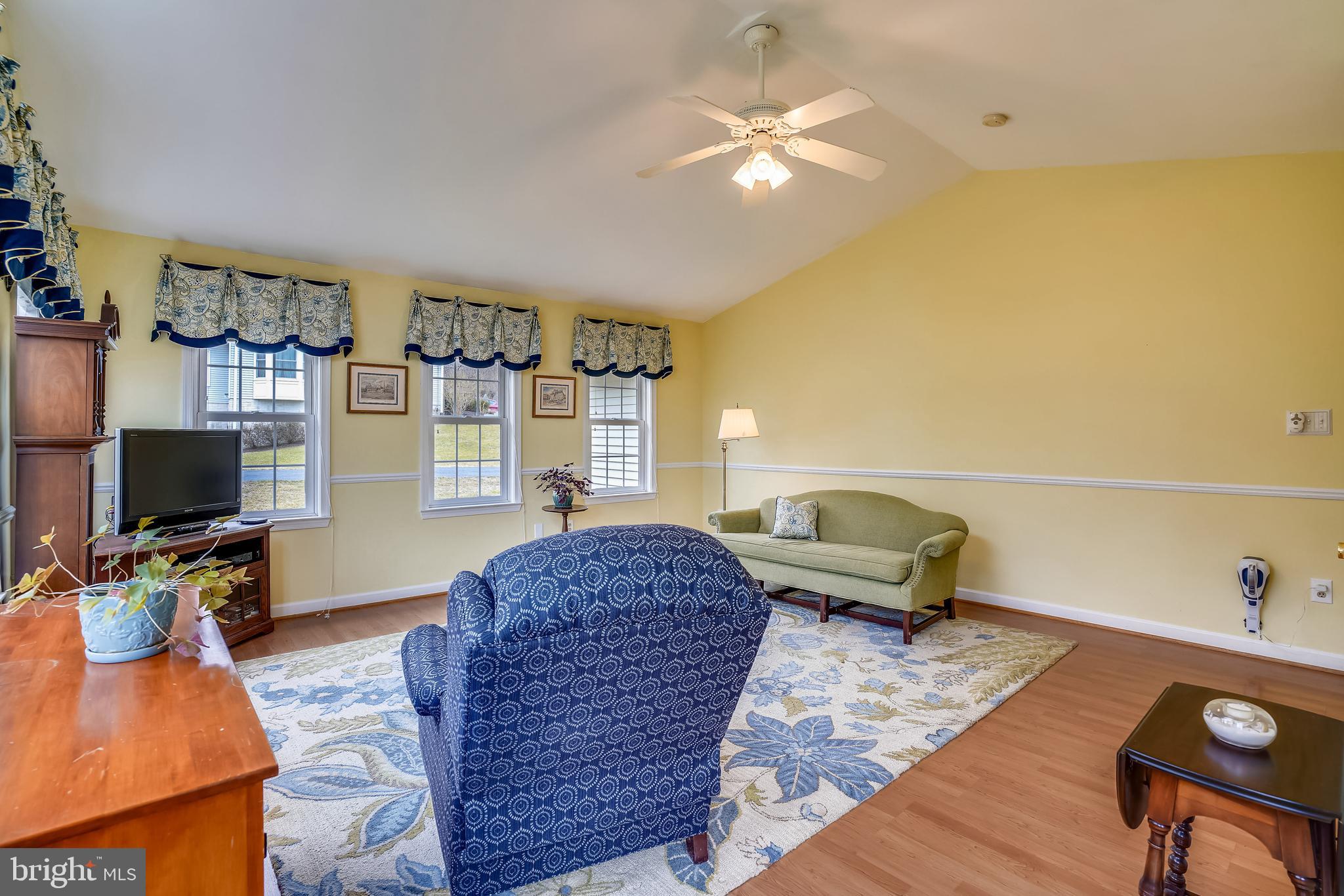 BRAMPTON HILLS - Residential