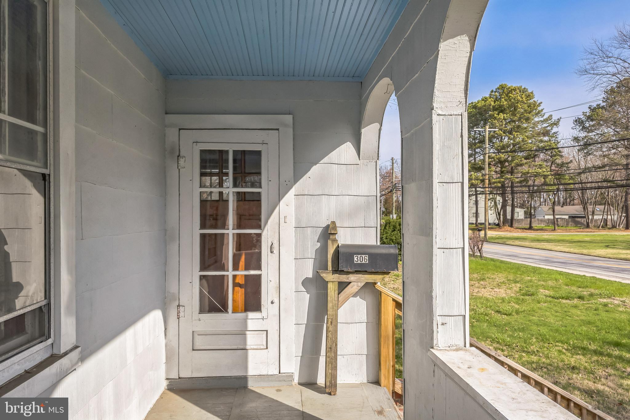 BOWLEYS QUARTERS - Residential