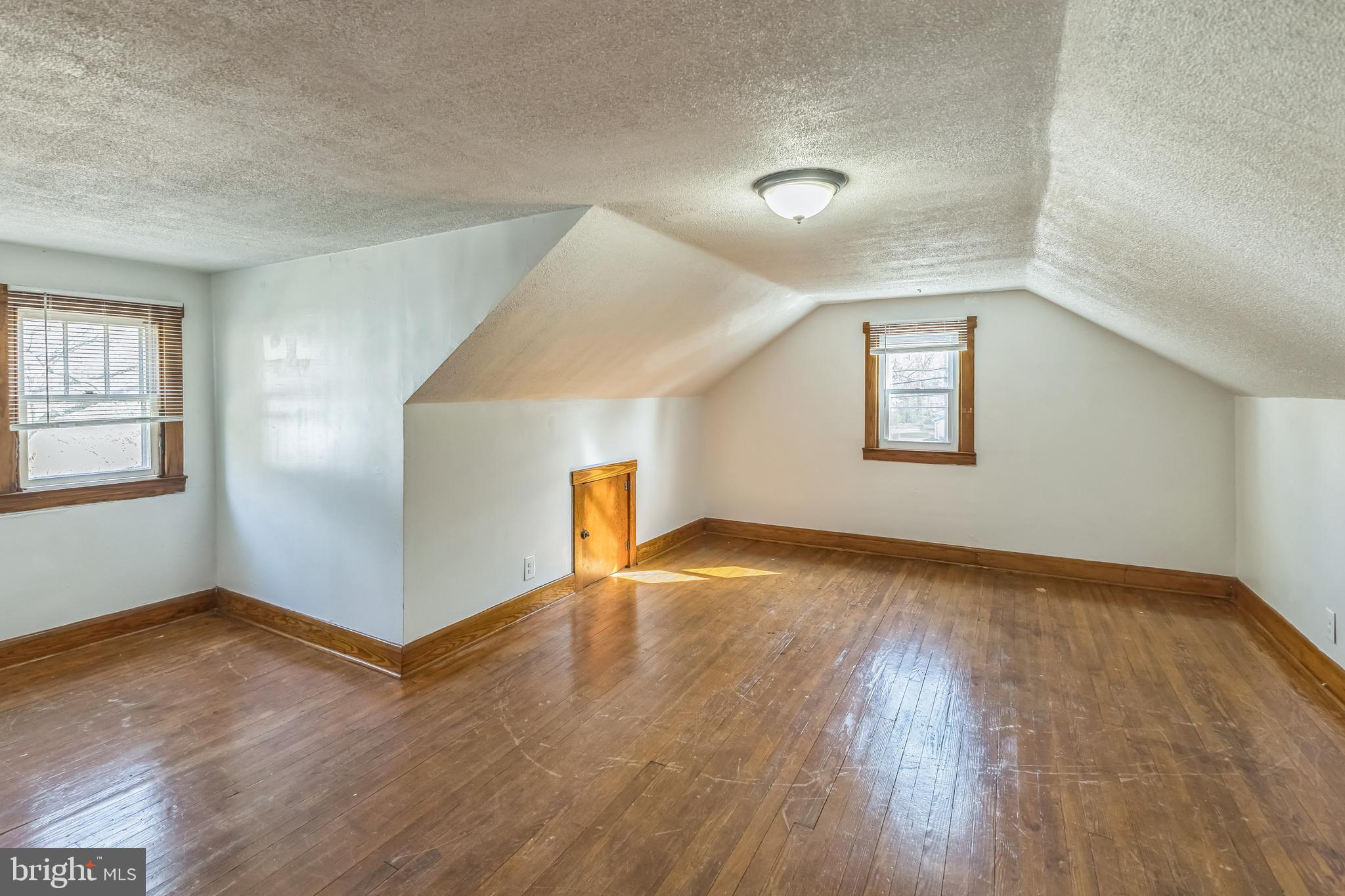 BOWLEYS QUARTERS - Residential