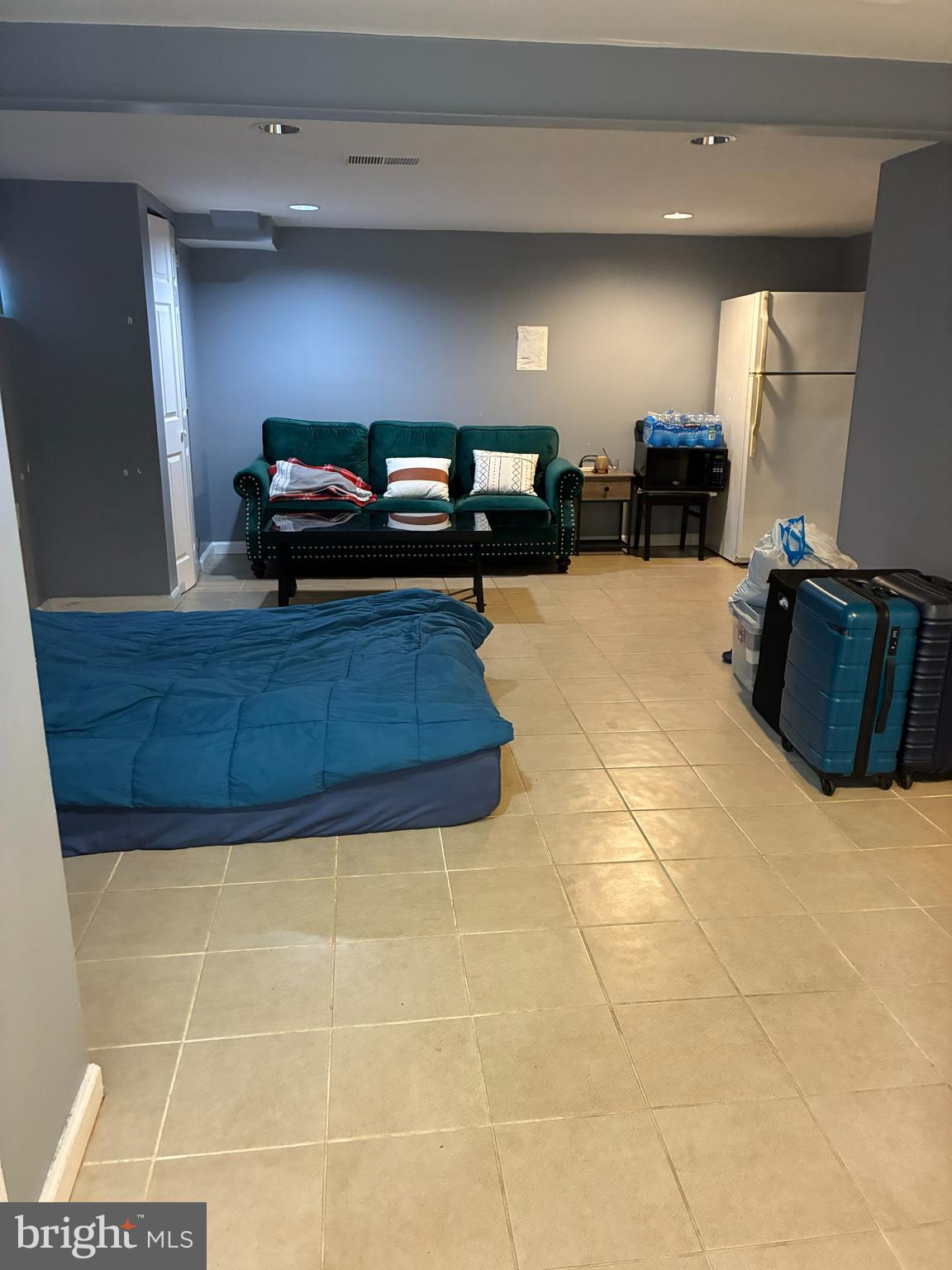 WOOD MANOR - Residential