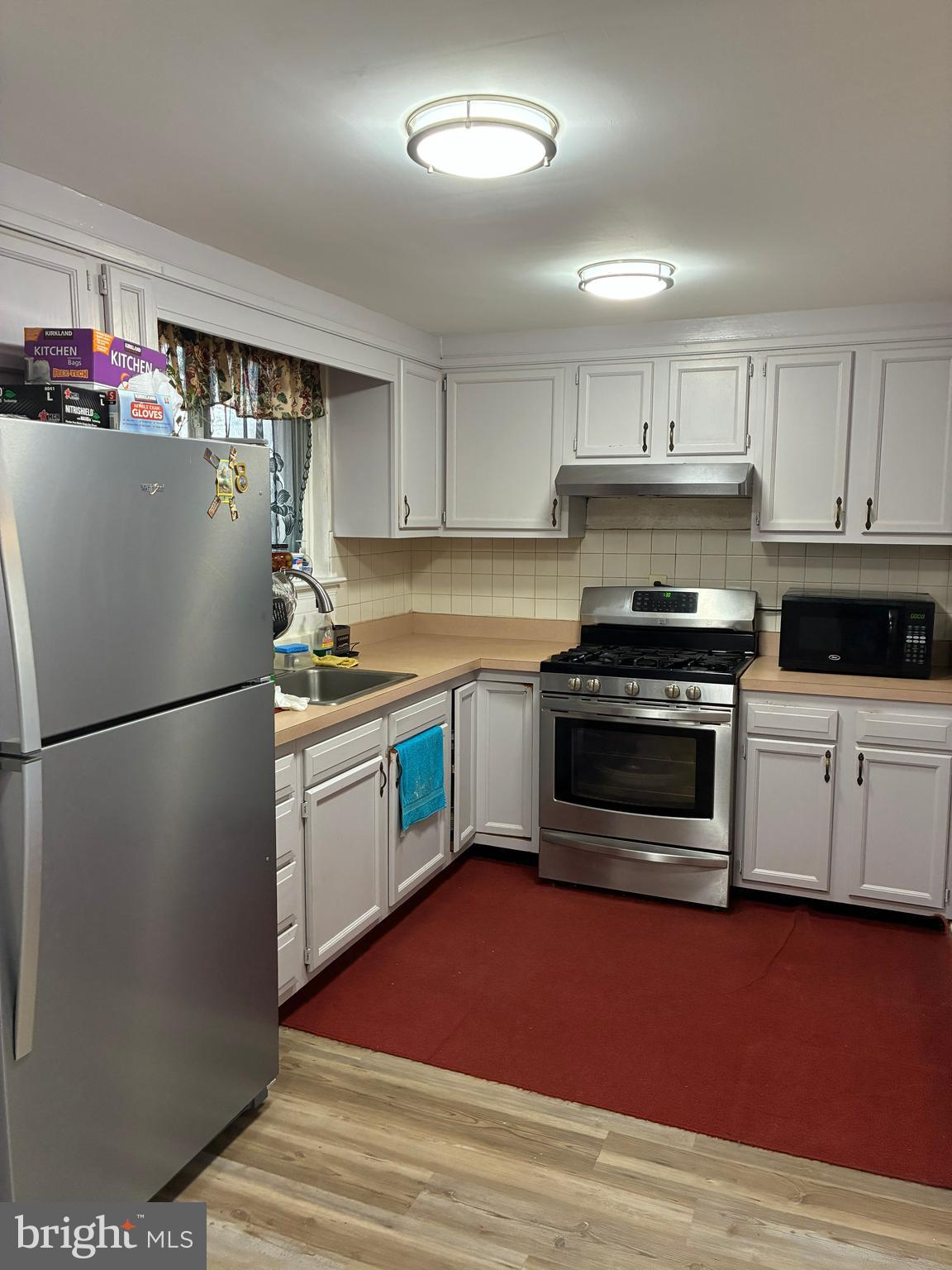 WOOD MANOR - Residential