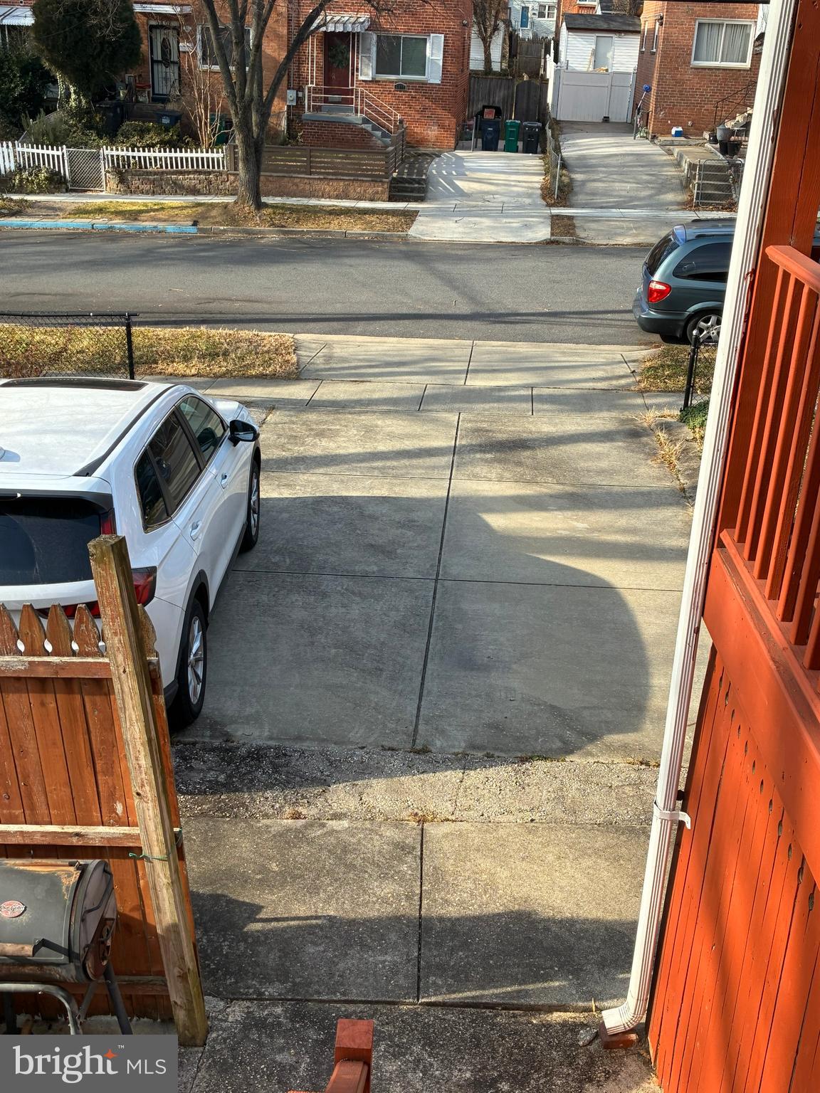 WOOD MANOR - Residential