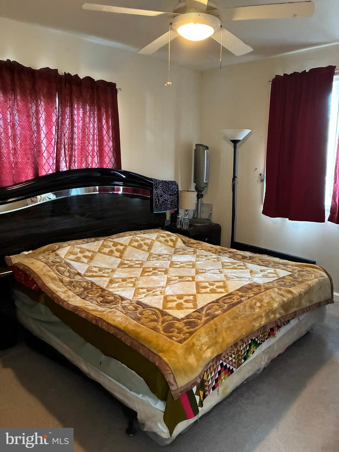 WOOD MANOR - Residential