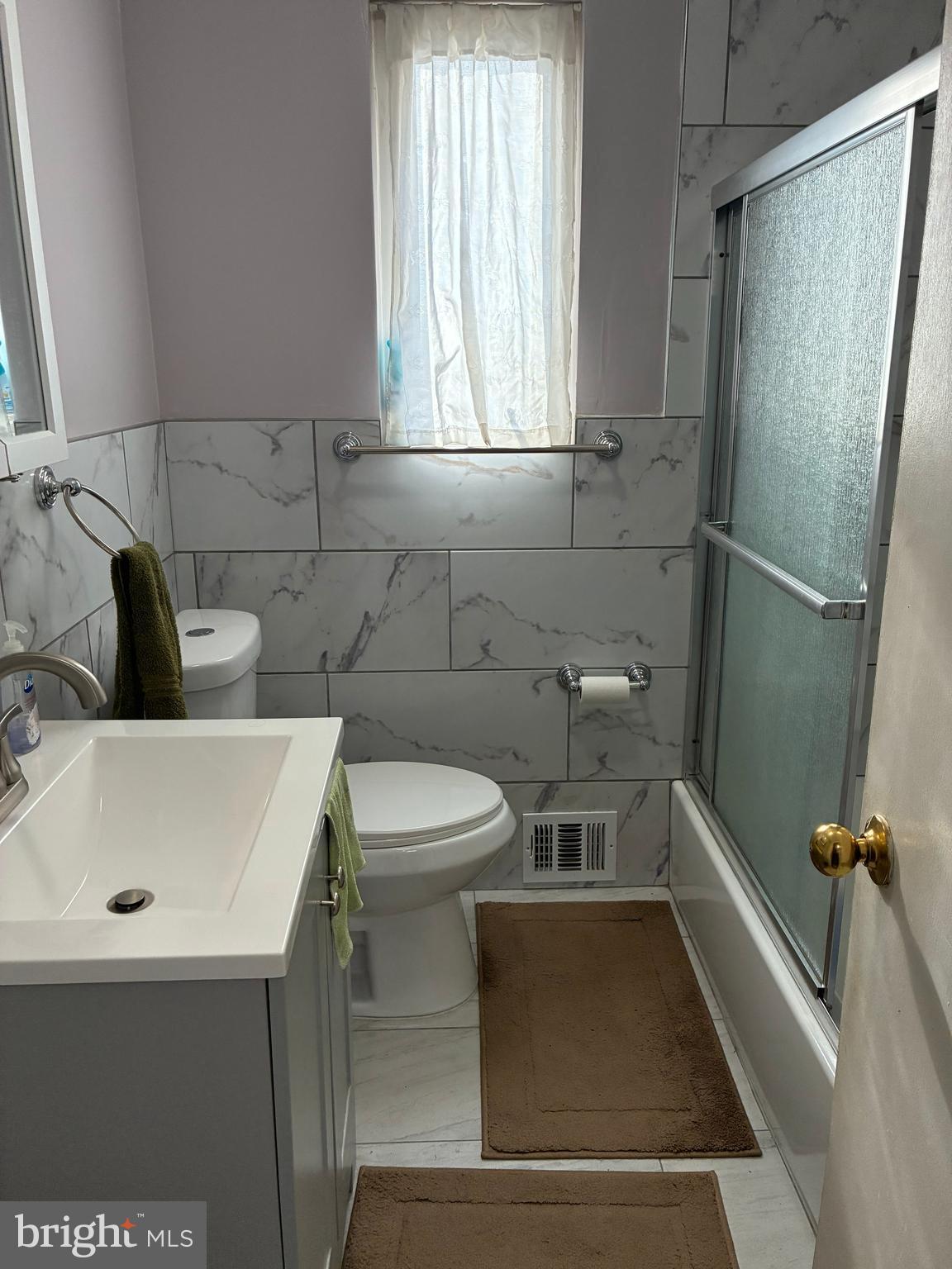 WOOD MANOR - Residential