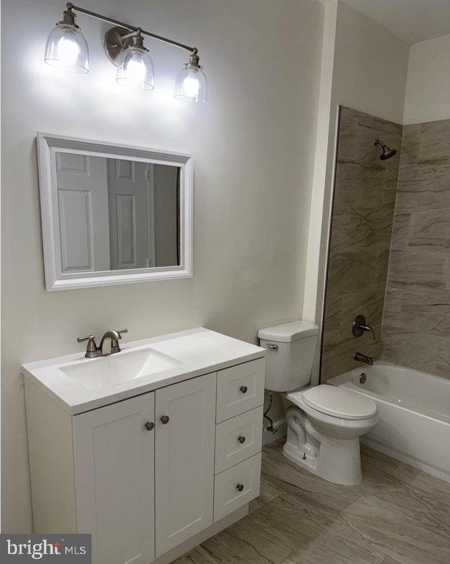 WORLDGATE CONDO - Residential Lease